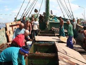 Kapal ikan ilegal Thailand di Pontianak